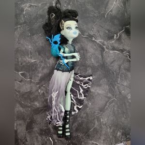 Monster high Frankie Stein Ghouls Rule